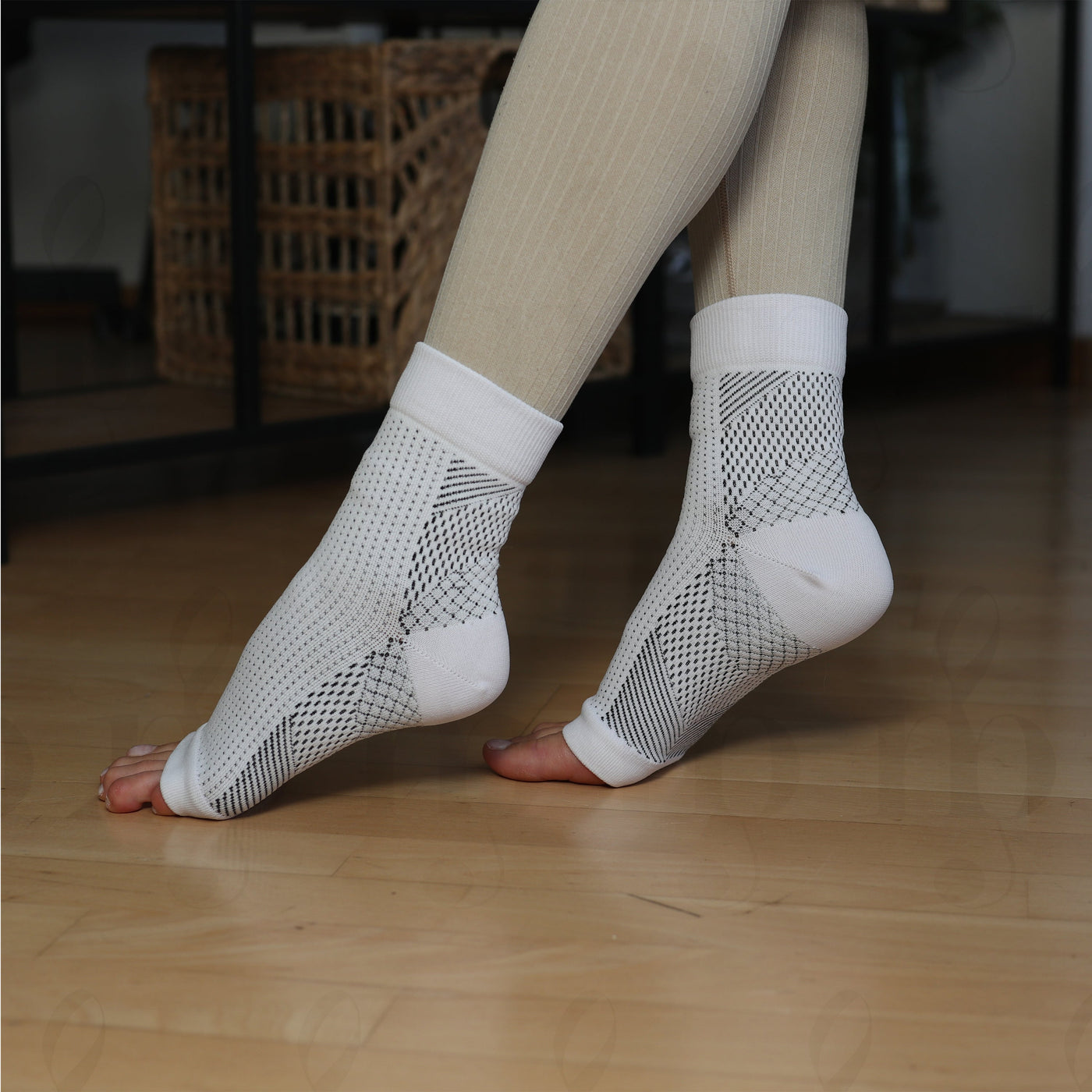 Concept | Light Legs Compression Socks