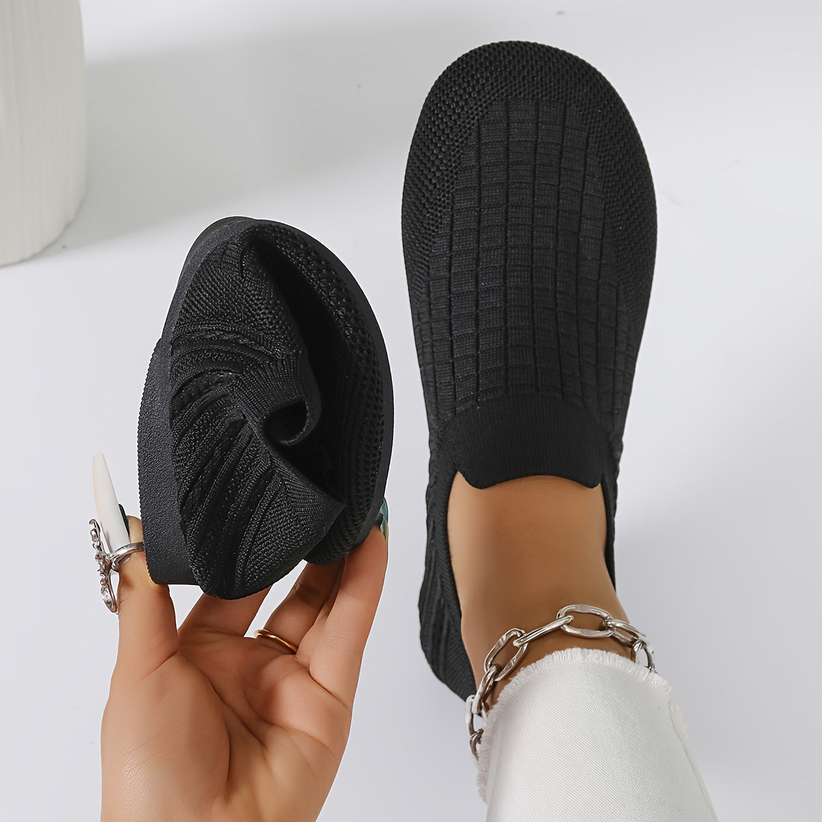 Avril | All-Season Round Toe Orthopedic Shoes