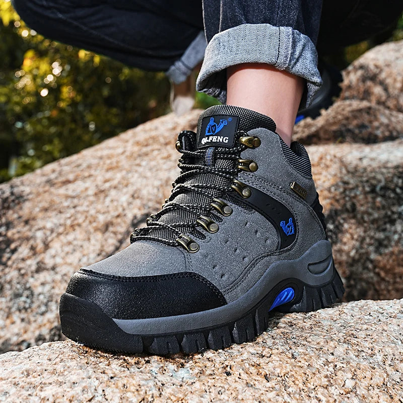 2025 Plus Size Couples Outdoor Mountain Desert Climbing shoes Men Women Ankle Hiking Boots Fashion Classic Trekking Footwear