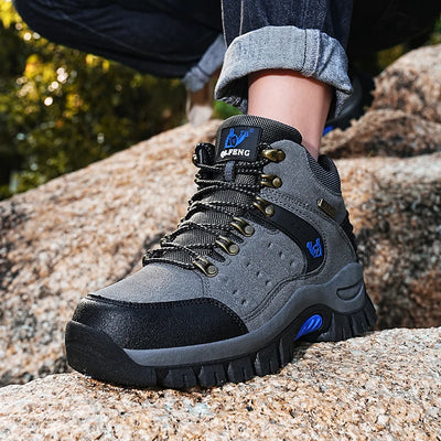 2025 Plus Size Couples Outdoor Mountain Desert Climbing shoes Men Women Ankle Hiking Boots Fashion Classic Trekking Footwear