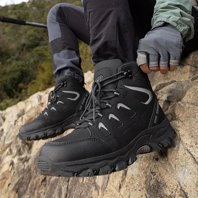 Nouveau 2025 bottes de randonnée de haute technologie Couples anti-dérapant respirant chaussures de plein air grandes chaussures d'escalade imperméables grande taille